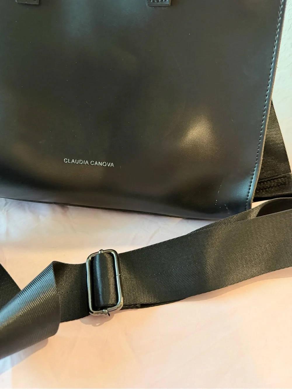 Claudia Canova | Black Leather Tote Bag with Crossbody Strap